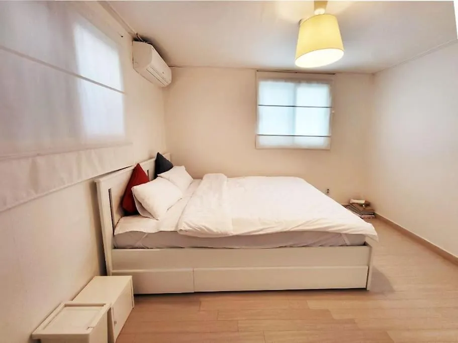 Sam House 154 - Center Of Seoul Lejlighed 0*,  Sydkorea